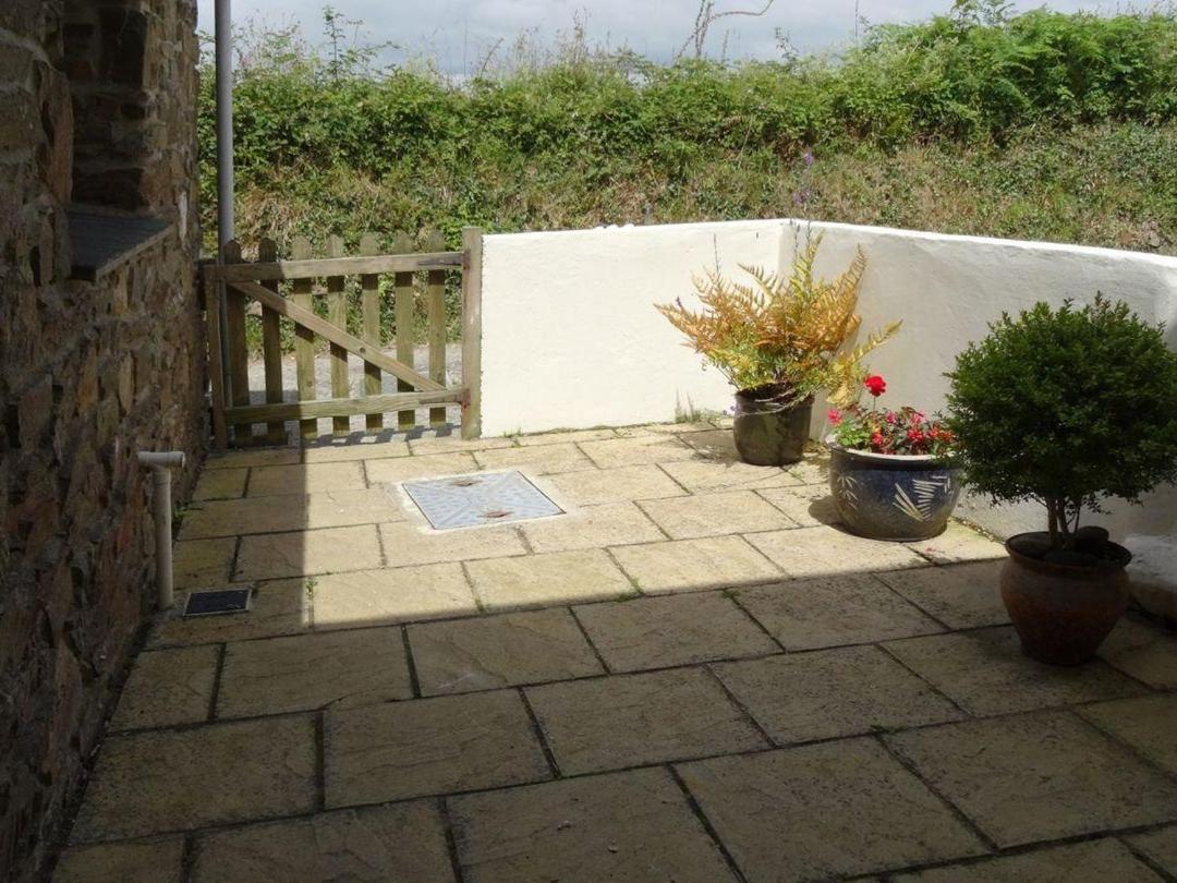 Badger Cottage Mawgan Exterior photo